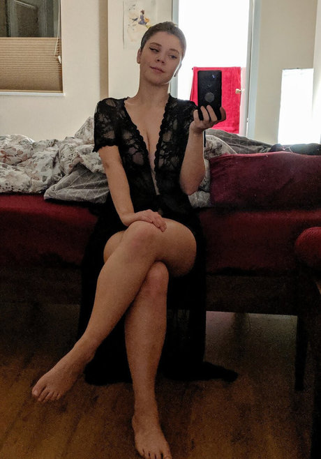 Naomioop beautiful star photo