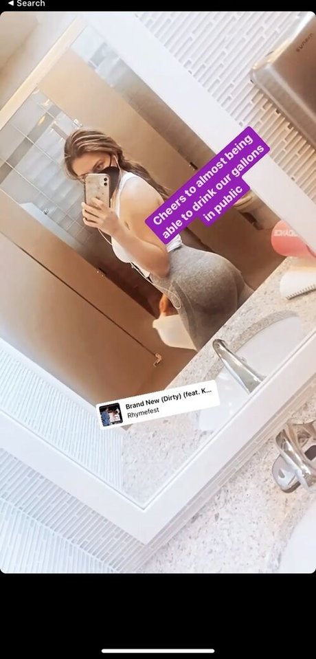 Sara Civian star free photo