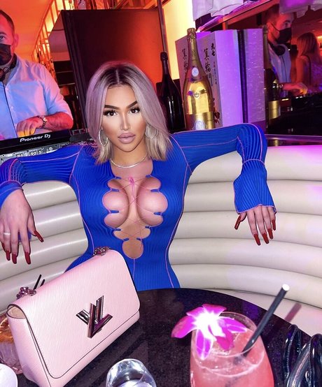 La Demi hd pornstar photo