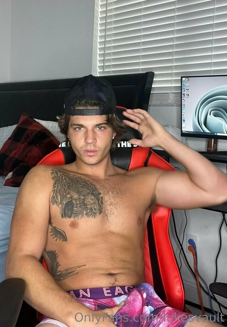 lukesvault nudes star photo