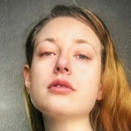 Misha Lowe star nice picture