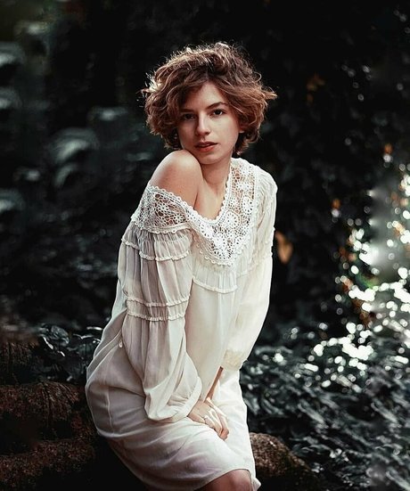 Karina Martins hot star img