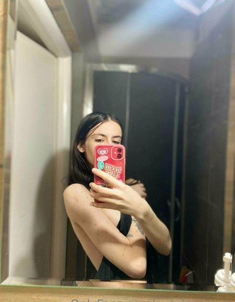 eva innocent art model archive