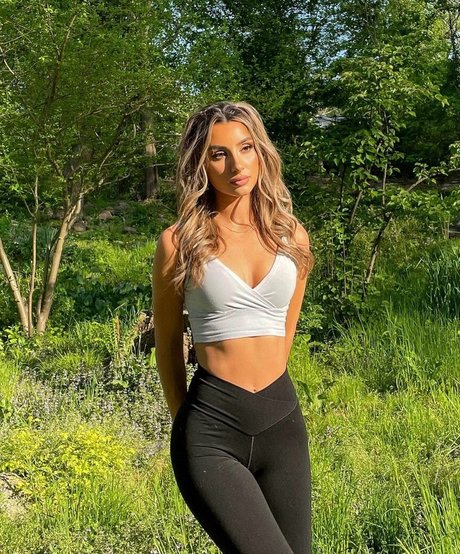 Adriatiles pornstar top photos