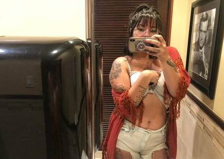 uosipaw actress archive