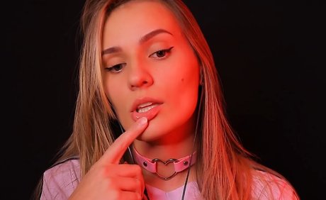 Sirius Eyes ASMR porn star picture