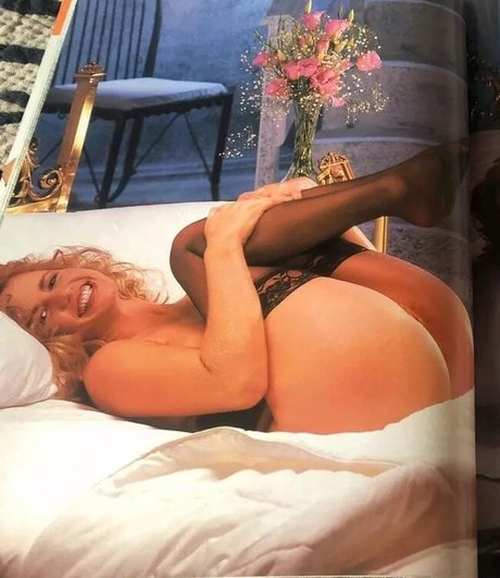 Claudia Silva star sexy archive