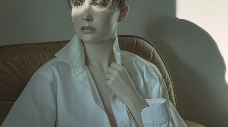 Stevie Wynne Levine naked actress photo