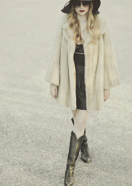 Stevie Wynne Levine model galleries