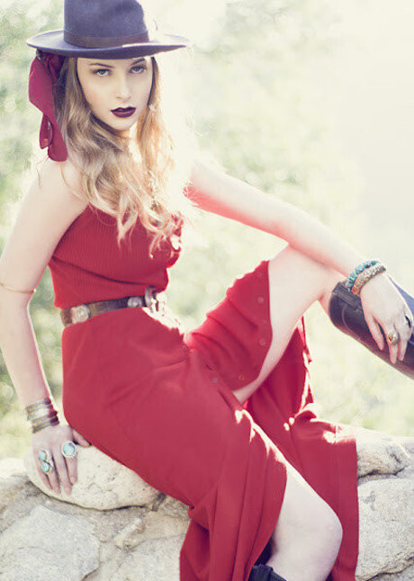 Stevie Wynne Levine actress photos