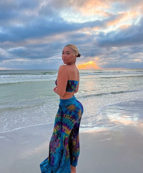 Heaven Collins pornstar nice image