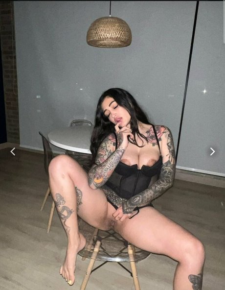 Matu Garces star nude image