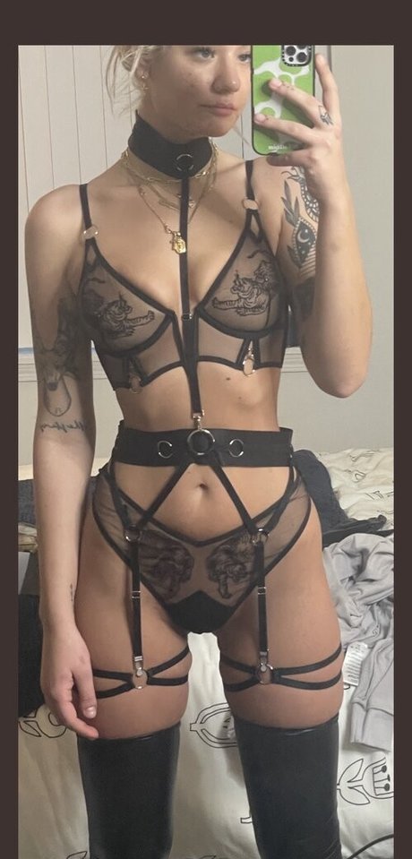 Xxsadspice model porn pic