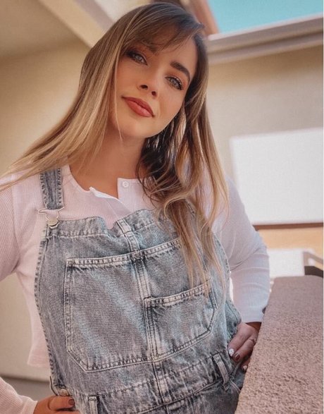 Justseum star exclusive photo