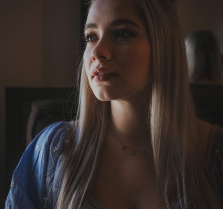 Justseum porn model img