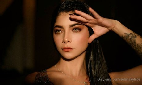 selenakyle69 pornstar adult photos