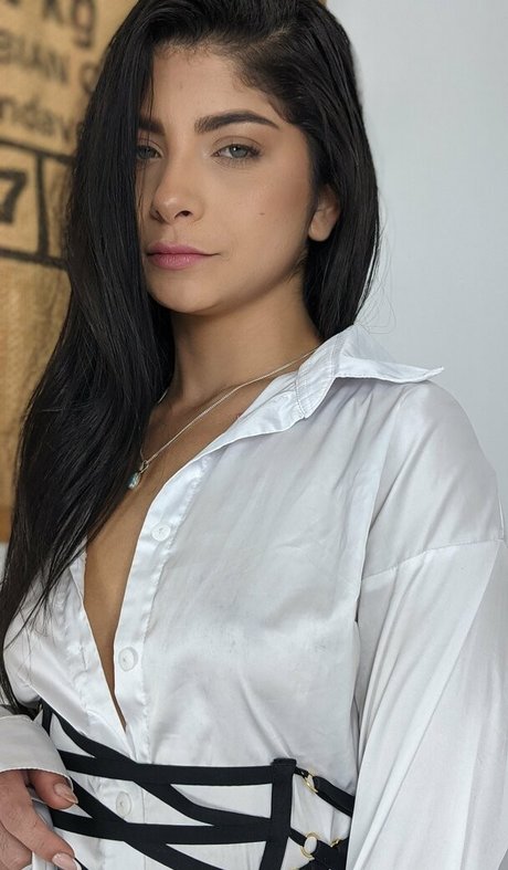 selenakyle69 star nude gallery