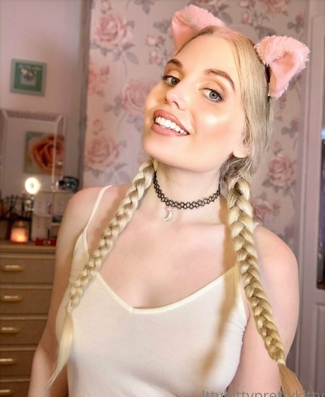 ittybittyprettykittyfree model exclusive archive