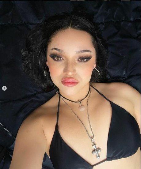 bernaarose pornstar hot pics