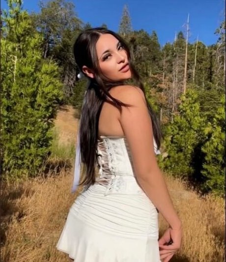 bernaarose model top galleries