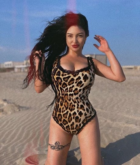 Dakarimova Zhansaya sex model image