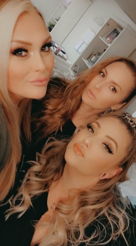 lindseefoxxx pornstar beautiful photo