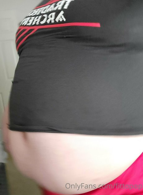 fittopop hot model pictures