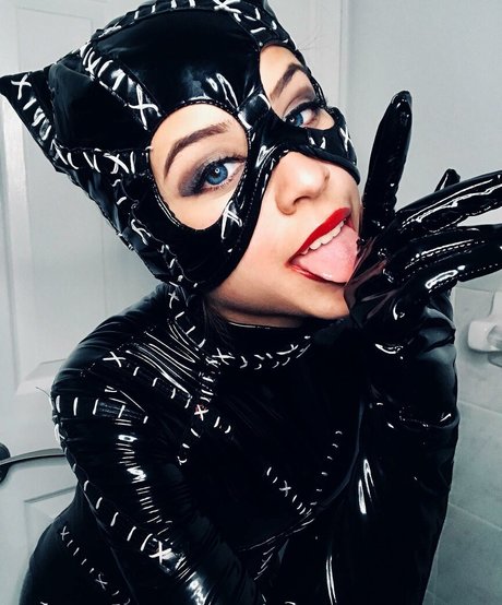 SnarkyJayCosplay nice actress images