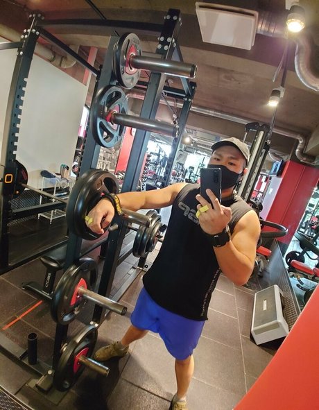 largedogcollar model art img