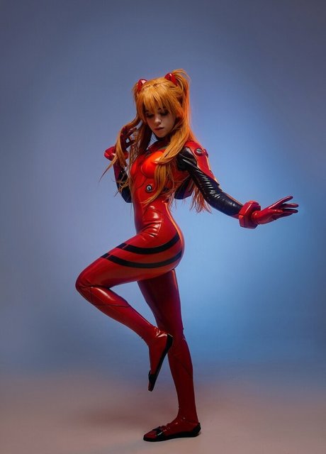 Ami Chan sexy model photo