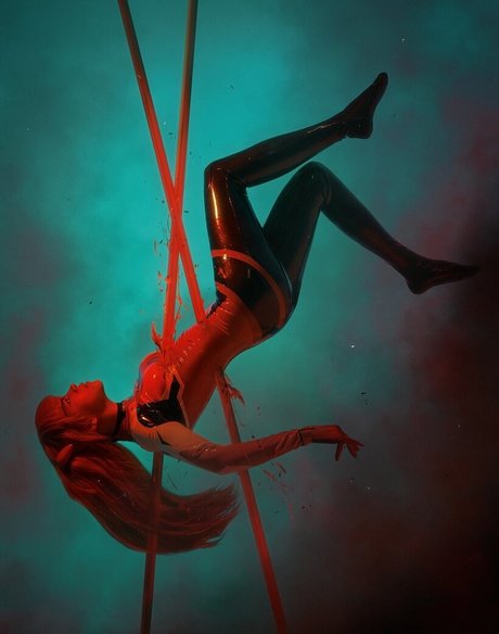 Ami Chan sexy actress image