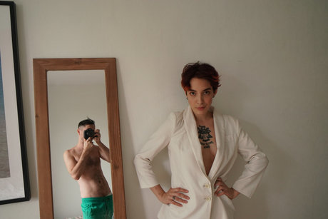 Megakikiboy naked model pics