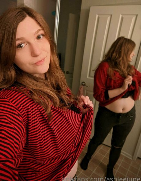 ashleejune pornographic star pictures