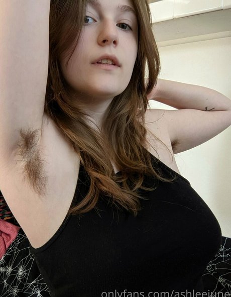 ashleejune star adult photo