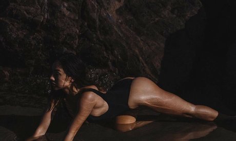 juliamisaki model perfect photo