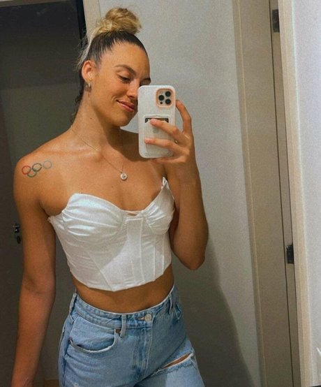 Elina Rodriguez porn model photos