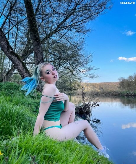 Sunnygreen star nudes archive