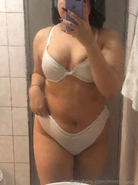 Minttysugar star naked photo