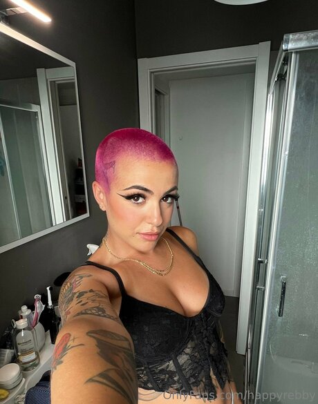 Happyrebby exclusive star pics