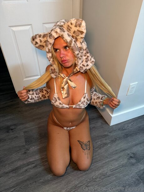 Evierayy sex actress images