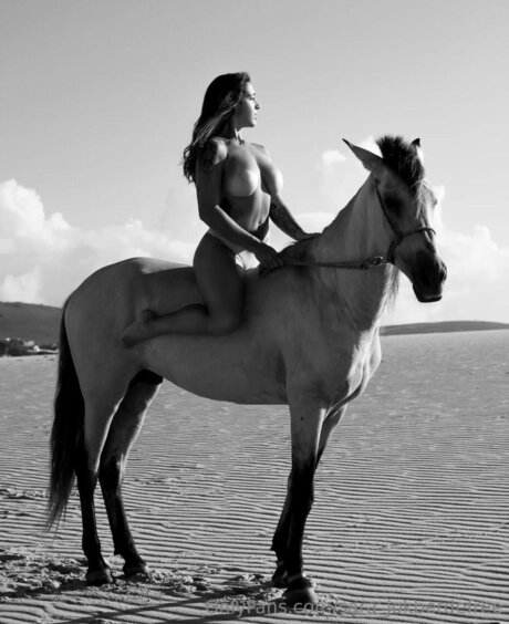 Sara Jokberdefree free star picture