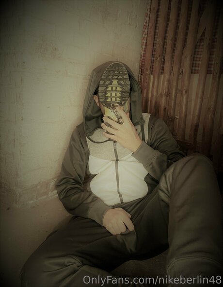 Nikeberlin48 pornstar erotic photo