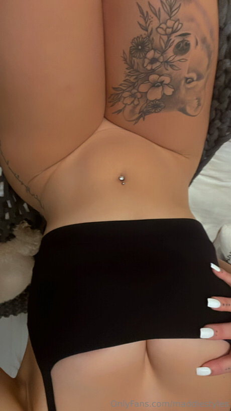 Maddiestyles high quality actress photo