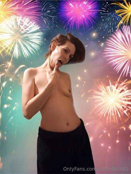 U468497465 nice actress gallery