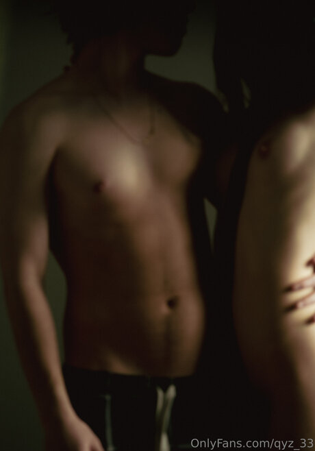 Qyz 33 exclusive model pic