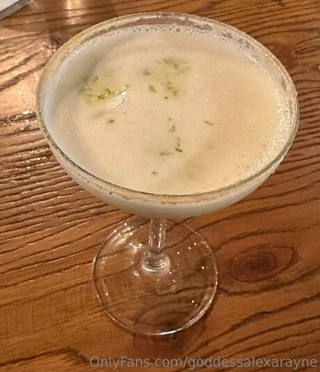 Goddessalexarayne pornstar sex image