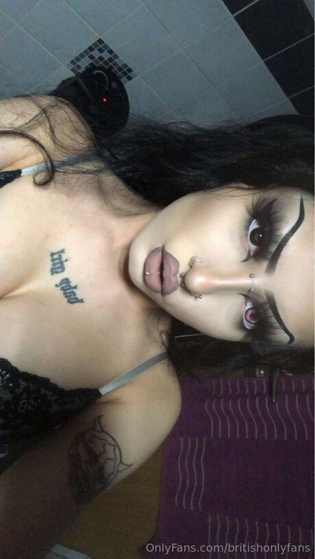 Occ Coaching nudes actress image