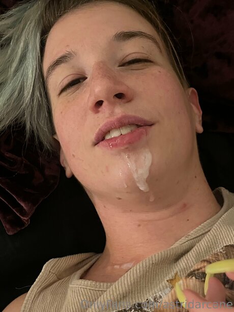 Astridarcane model sexy photo