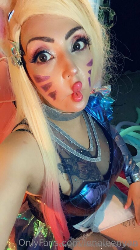 Littlechloe Oficial sexy model pic