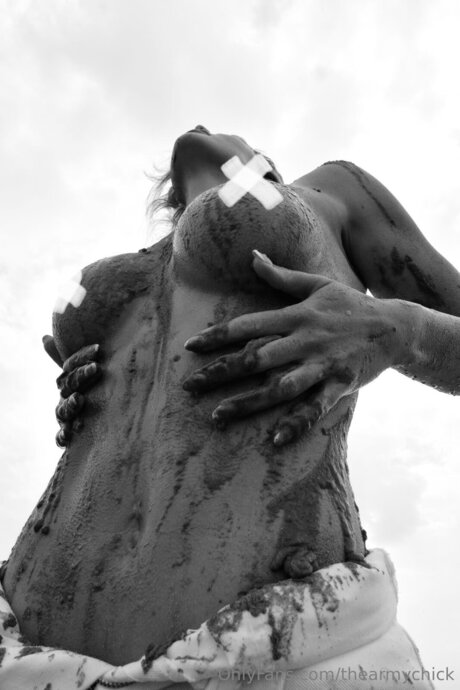 Thearmychick star beautiful images